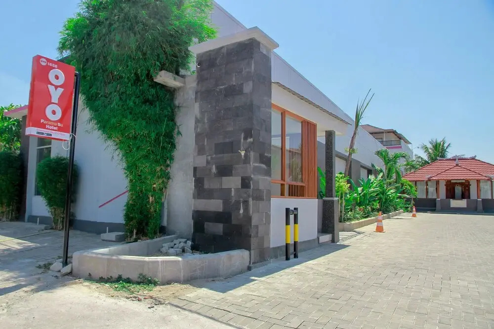 OYO 1656 Parama Su Hotel