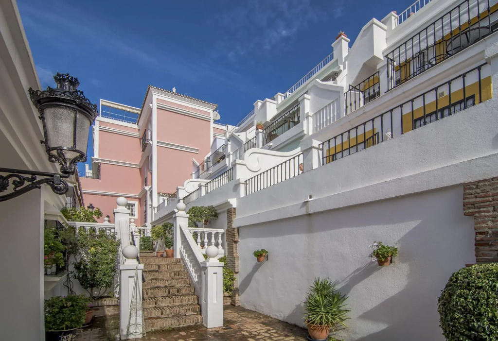 AP116 - Casa Aloha I by Roomservices