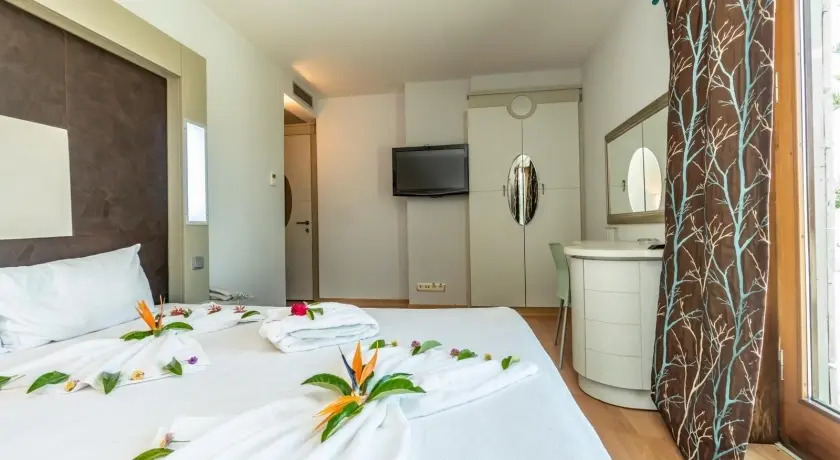 Mar Beach Hotel