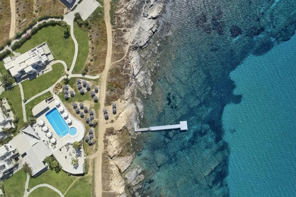 Poseidon of Paros Hotel & Spa