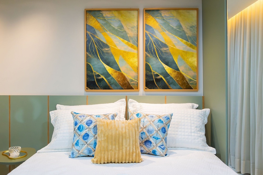 Setai Aquamaris #120 - Seafront by Carpediem