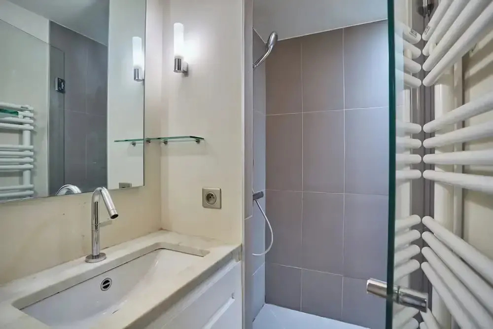 Elegant Appartment St Germain des Pres Invalides