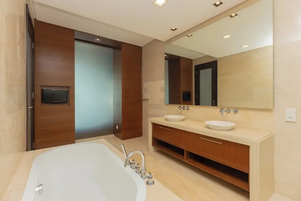 The Suites at Waterside Straits Quay by Plush