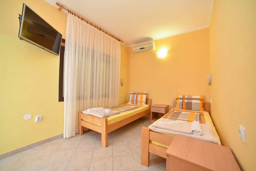Apartments Calenic