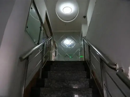Haoting hotel (Shanghai Xincun Road Subway Station)