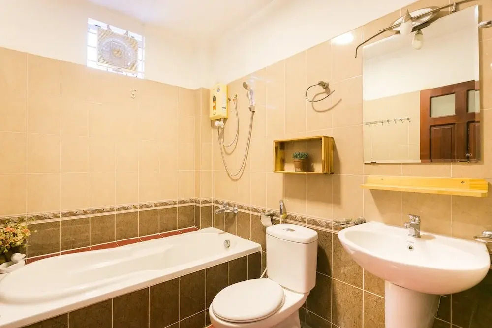 Yelo 2 Hostel