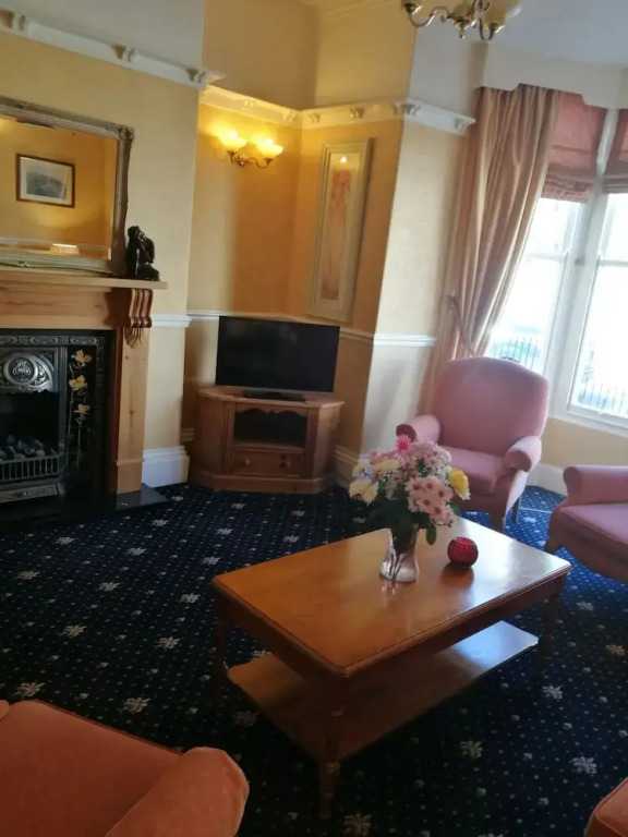 Seaclyffe Hotel Ltd