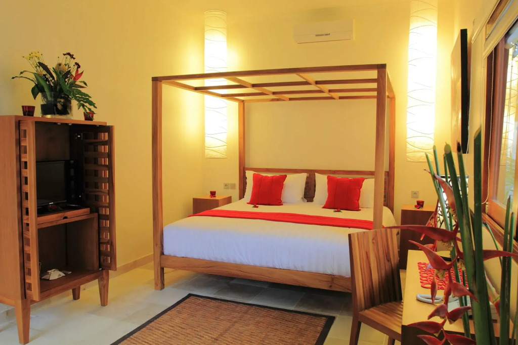 Rouge Bali - Lounge Bar, Villas & Spa