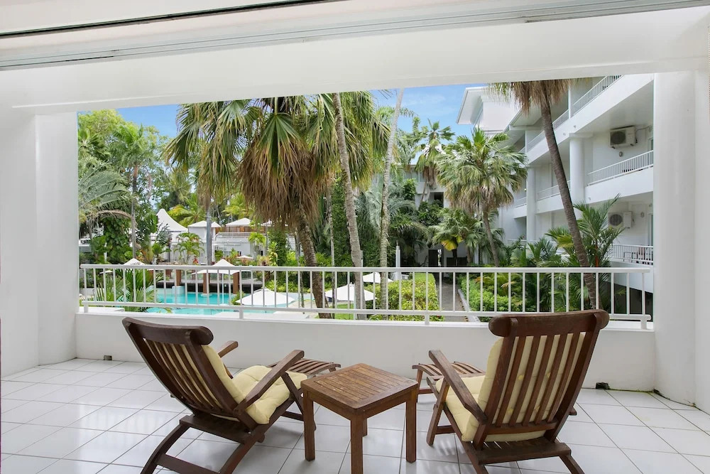 Poolside Apt In Alamanda Resort 74