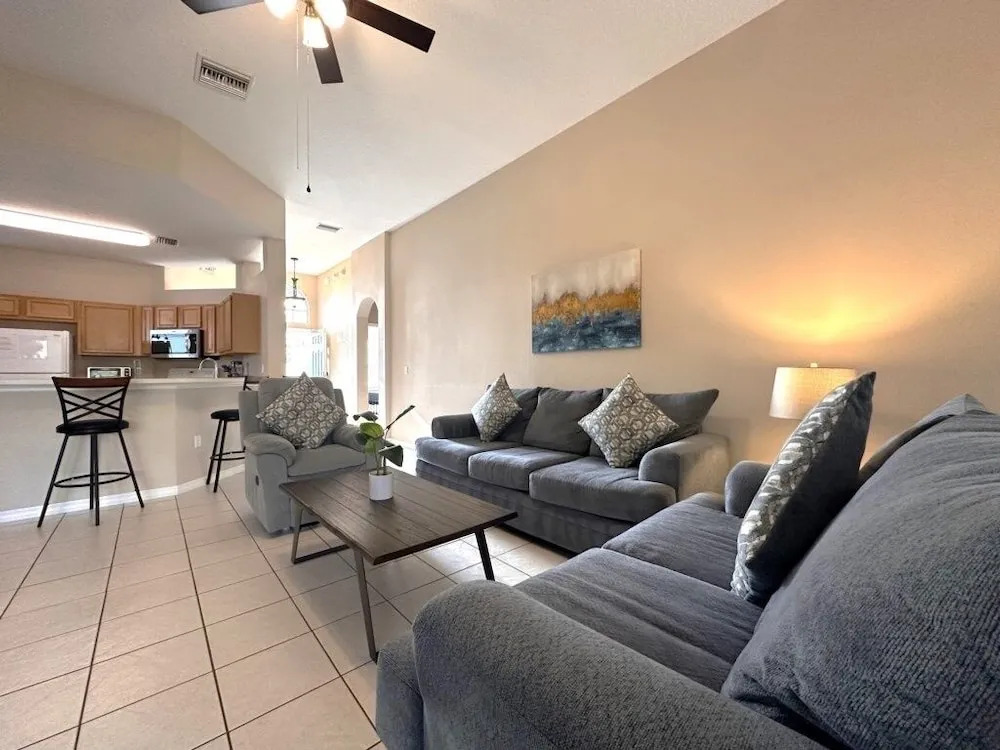 Amazing Villa 4bd W/ Pool In A Gated Comm. 4 Bedroom Villa