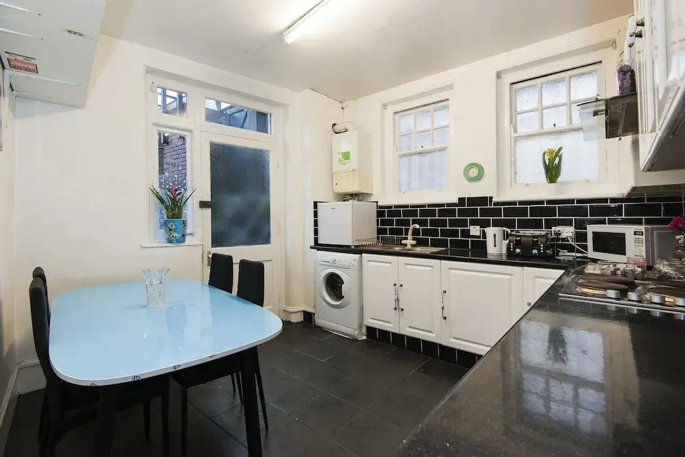Lovely Talgarth Mansions Apartment - MDHI