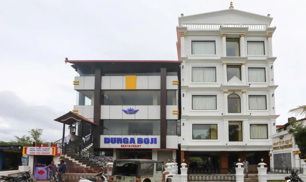 Treebo Durga Boji Grand, Gonikoppal Town