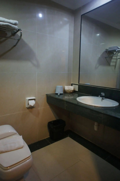 Tyng Garden Hotel