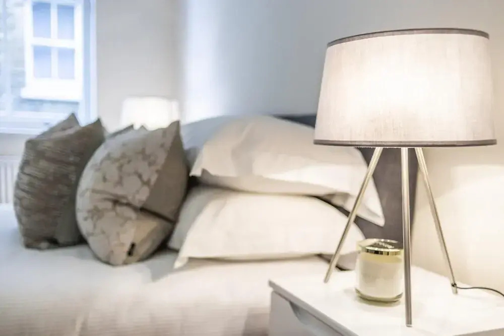Modern Two Bedroom Apartment in Hammersmith -205a