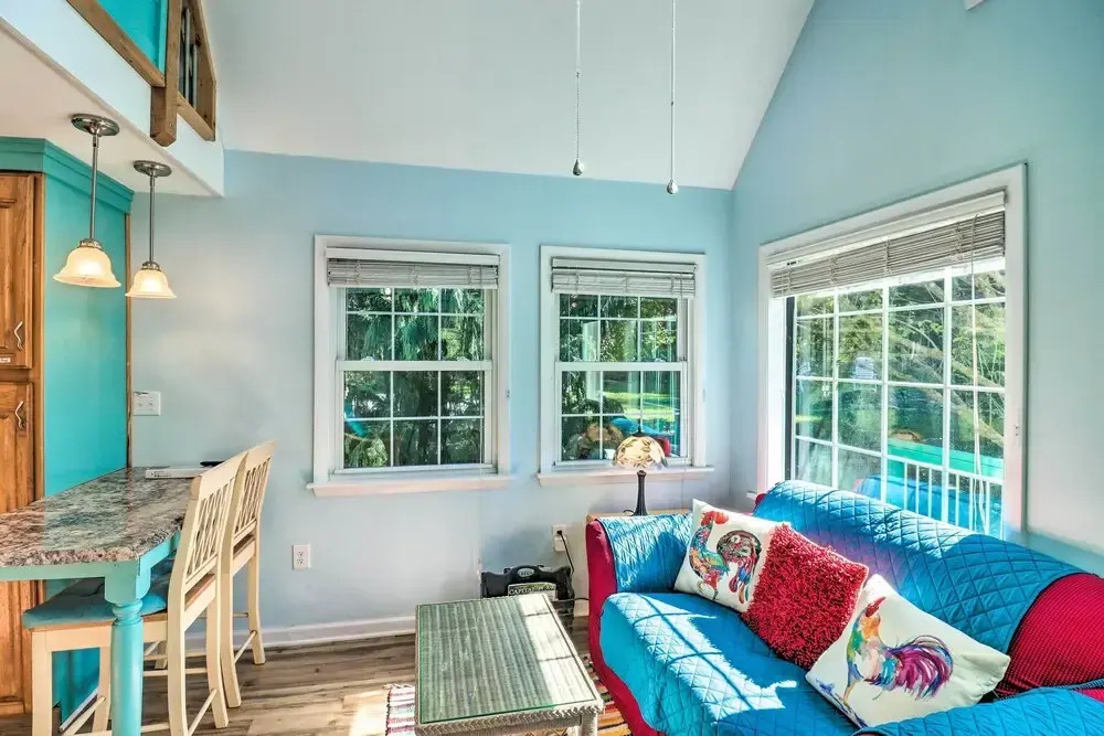 Unique & Cozy Arden Cabin, 6 Mi to Blue Ridge Pkwy