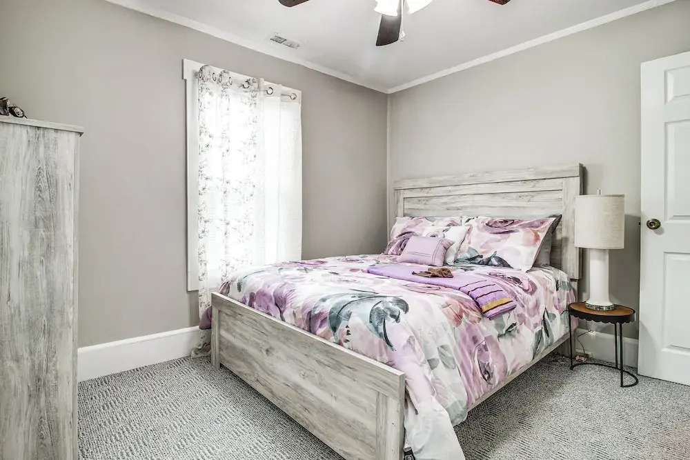 Private Patio: Cargo District, Dtwn Wilmington Apt