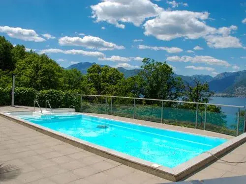 Vista Lago Maggiore 1.floor left