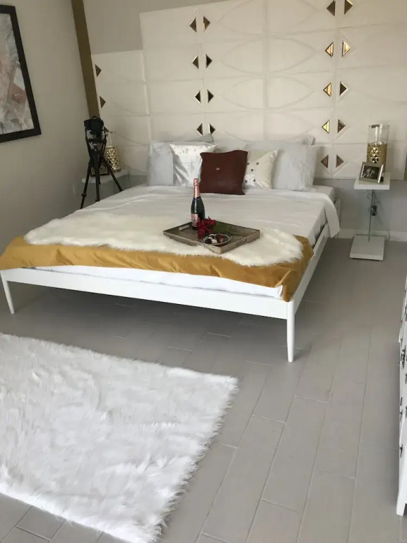 RR Desginer B&B
