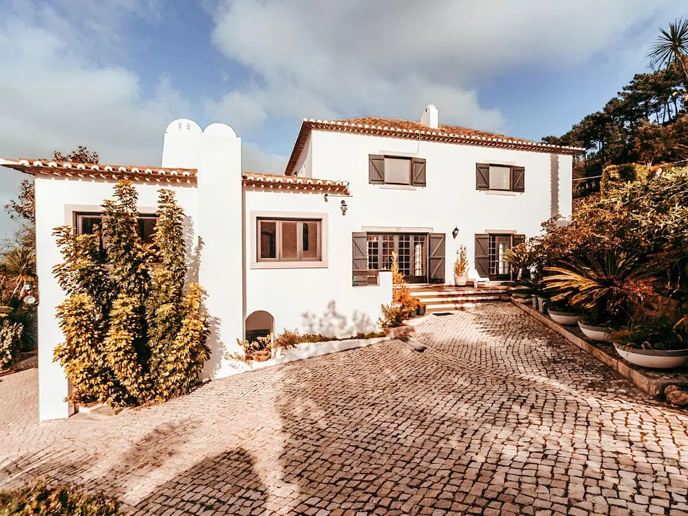 Oliveira s Houses By Gthouse