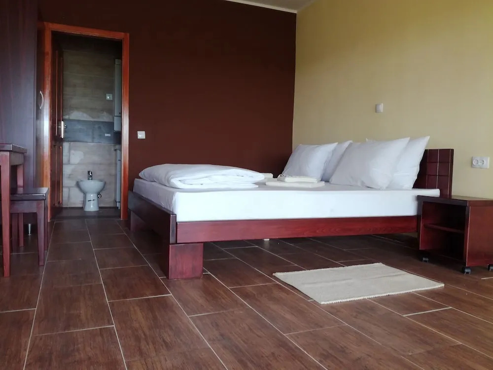 Camp Salaš Farma 47 Čenej