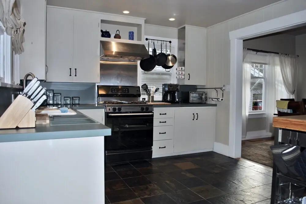 Stylish Craftsman Premium Comfort