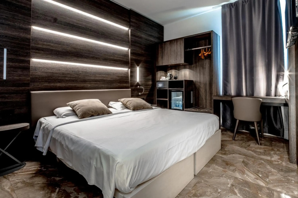 Canova Hotel