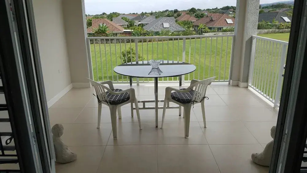 Fern Court Apartment With Oceanic View III