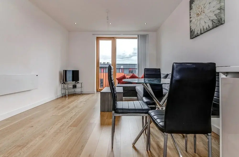 409 Chapel Street · Stylish, Clean 1 Bedroom Flat for 4