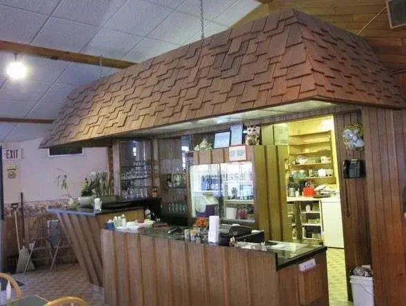 West Edmonton Motor Inn