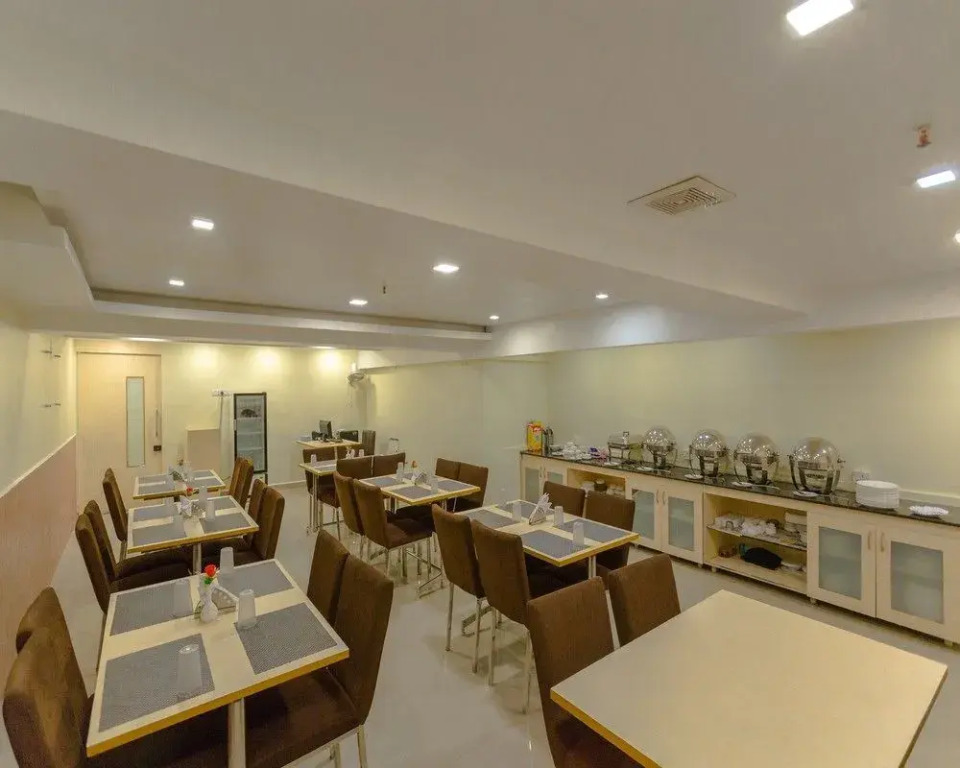 FabHotel Pearl T Nagar