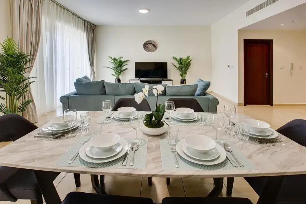 Apricus Holiday Homes -JBR Rimal 2BD in front of The Beach