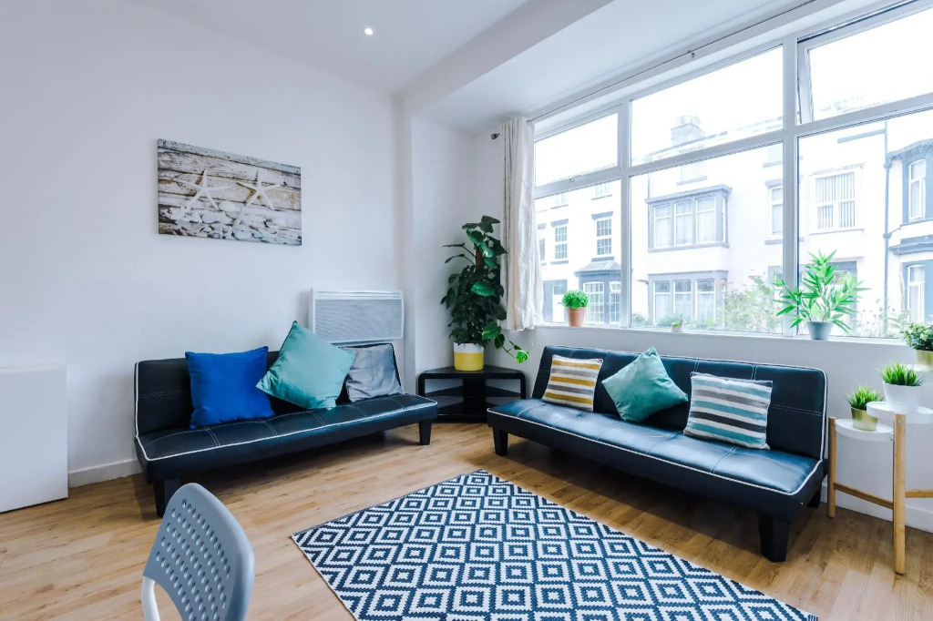 Empire Fleetwood Apartments - Windsor Terrace