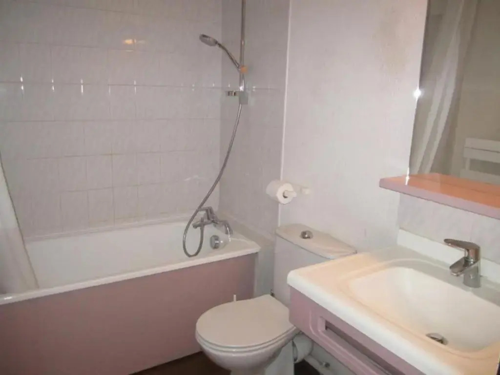Appartement Brides-les-Bains, 1 pièce, 4 personnes - FR-1-512-113