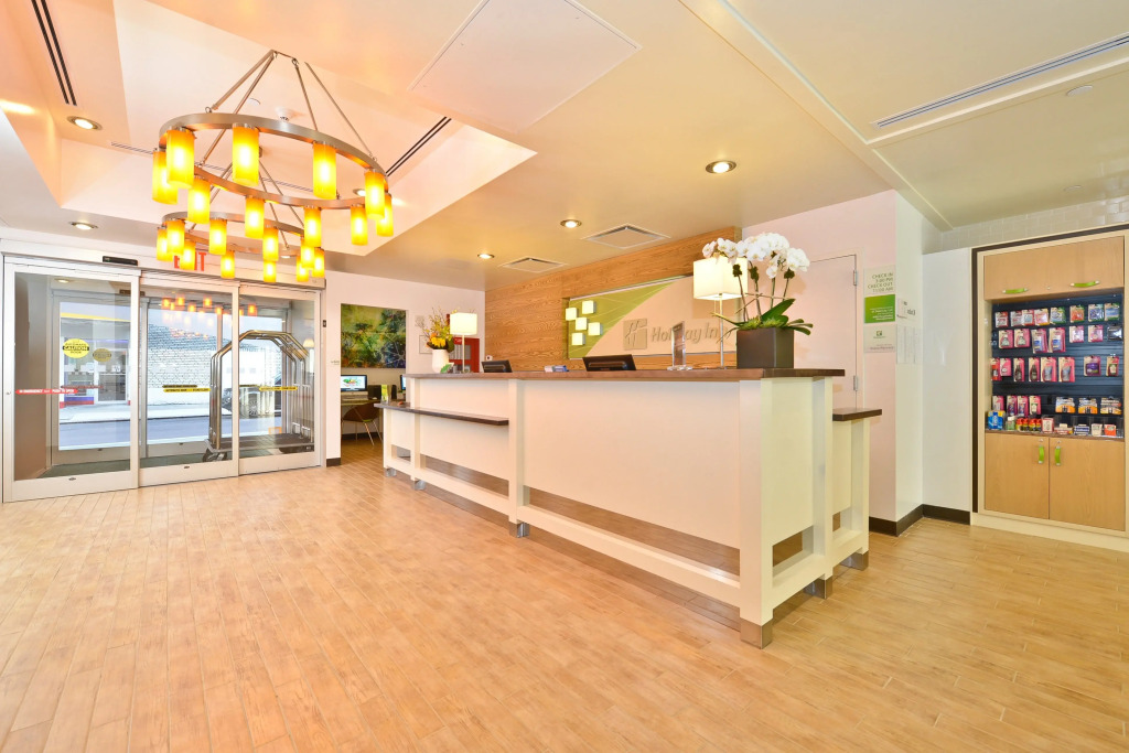 Holiday Inn Lower East Side by IHG