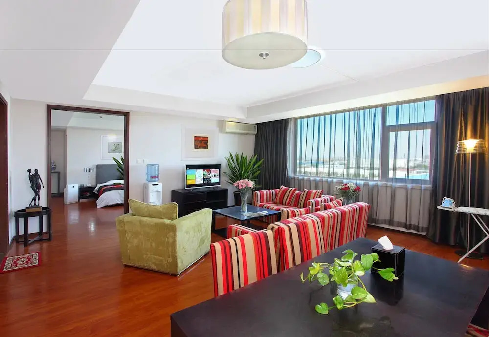 In-Zone Hotel & Apartment Tianjin