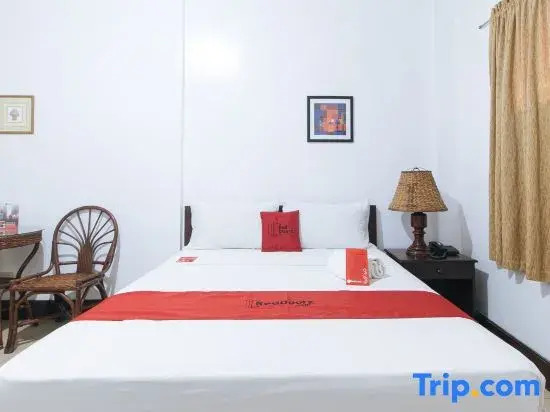 RedDoorz @ Marifa Hotel Angeles Pampanga