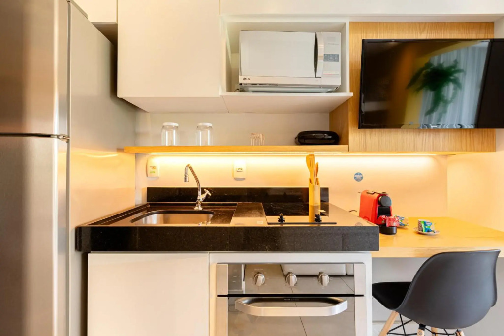 Easy Star - Moderno Studio ao lado da Faria Lima - FE02G