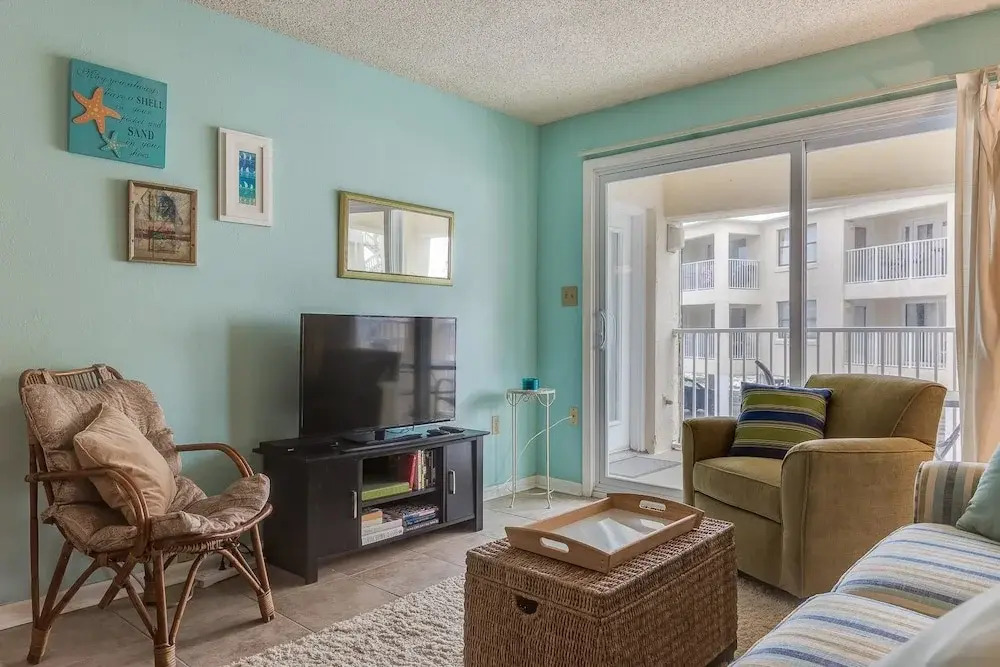 Harbor House Unit 11B