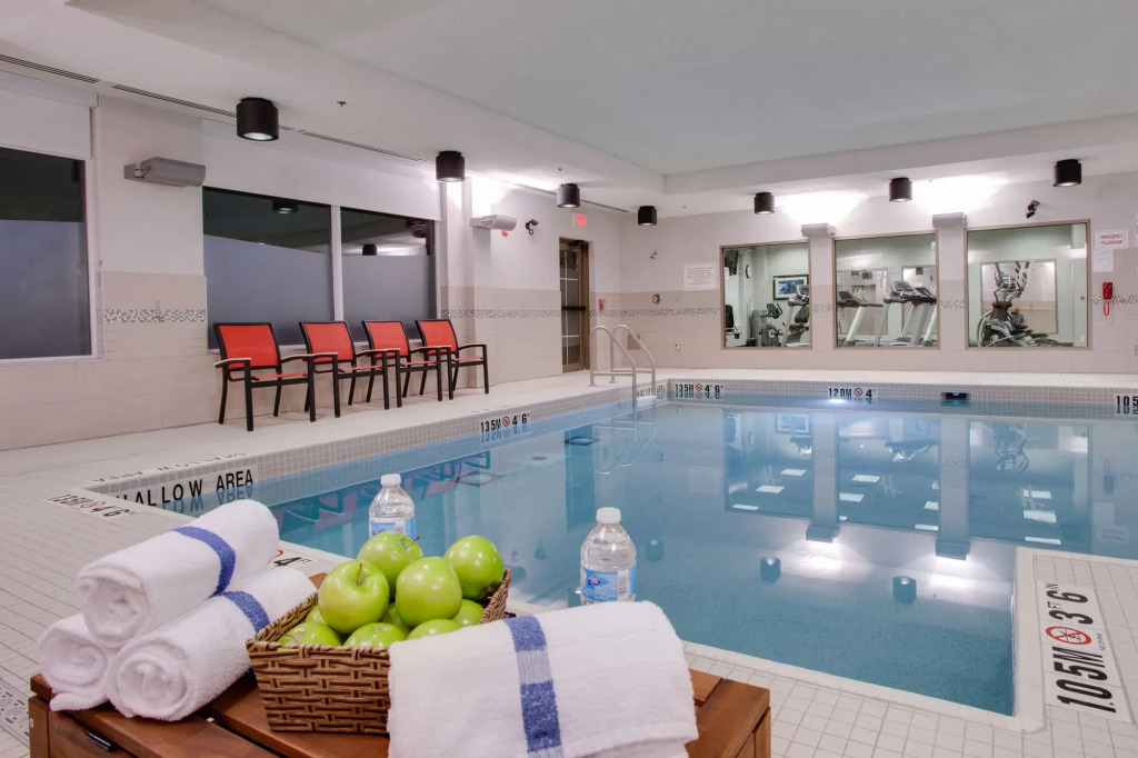 Holiday Inn Express & Suites Ottawa East-Orleans by IHG
