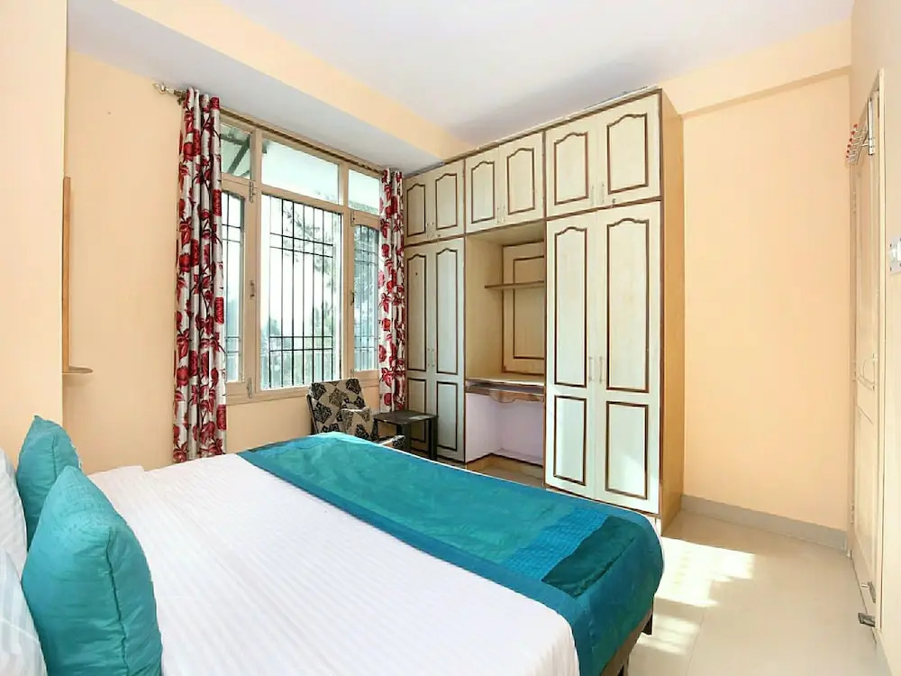 OYO 10409 Home Cozy 4BHK New Shimla