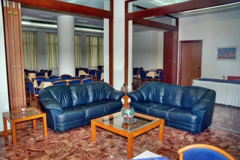 Hotel Elena