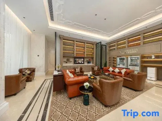 Vienna International Hotel (Chengdu Cibo City Huaxi Tianfu Hospital)