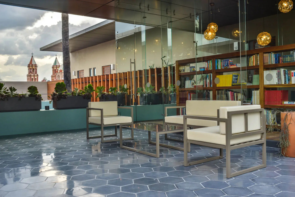 Hotel Criol