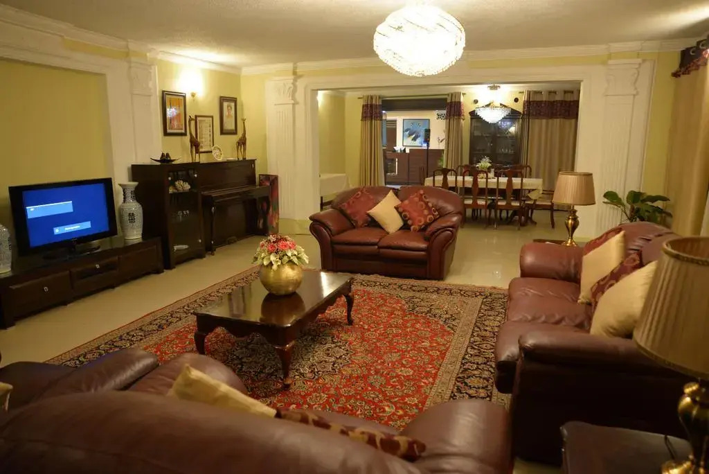 Royal Victoria House