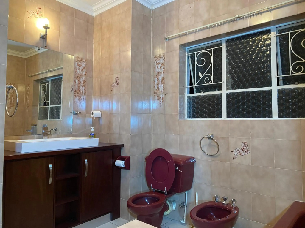 CHIC Geust House
