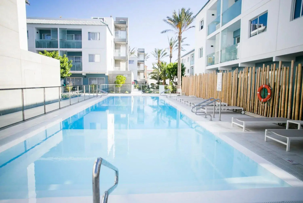 Bristol Sunset Beach - Holiday Apartments