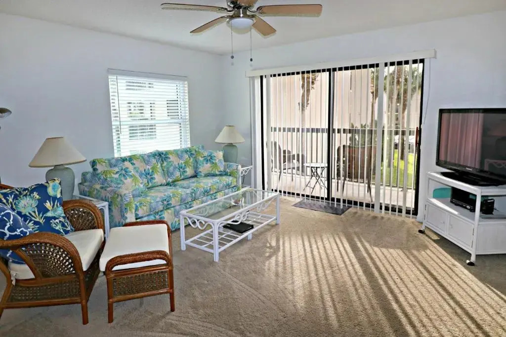 Ocean Village Club F22