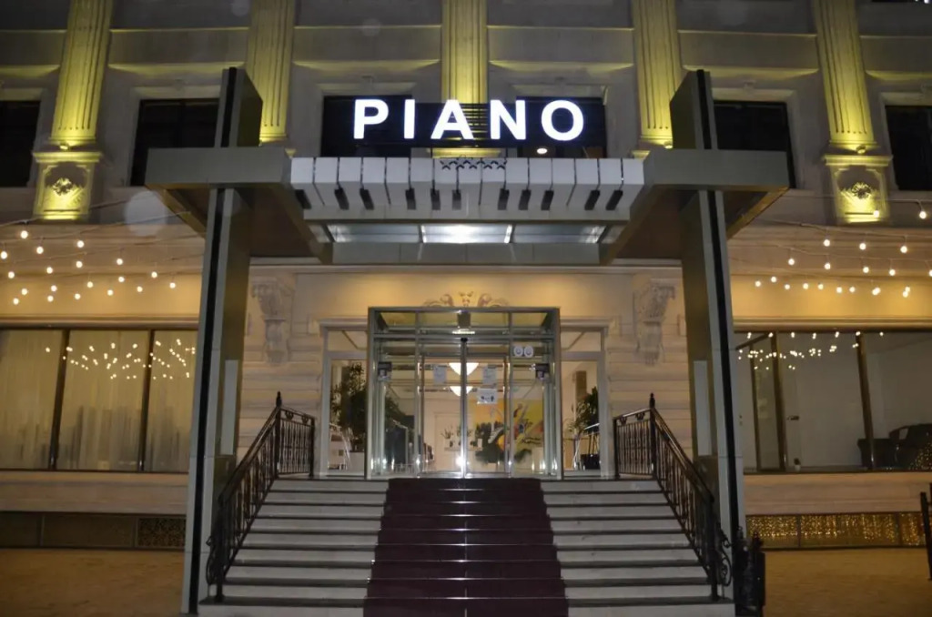 Отель Piano Баку