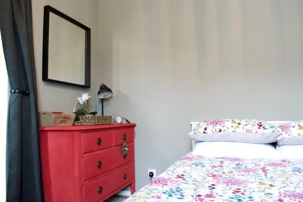 Homely Wee Leith Walk Retreat With Outdoor Space