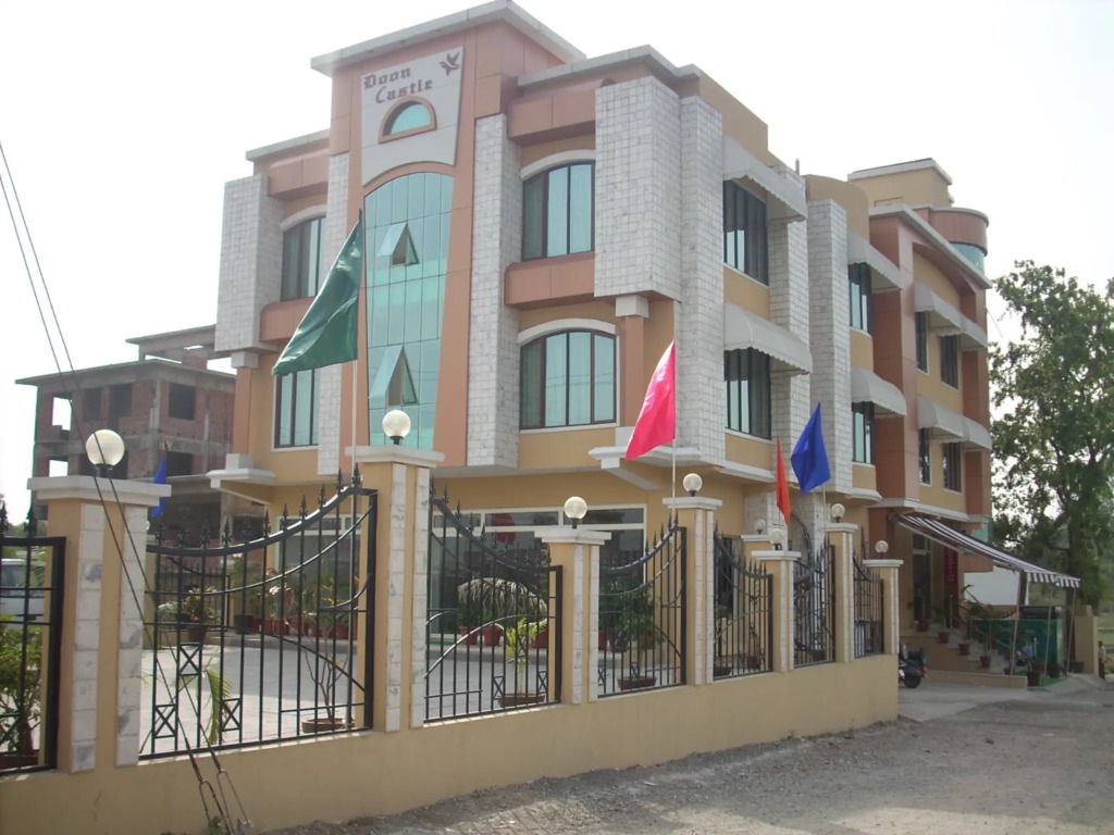 HOTEL DOON